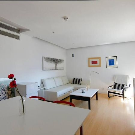 Ferienwohnung Beautiful Flat A Stone'S Throw From The Retiro-Vill Madrid Exterior foto