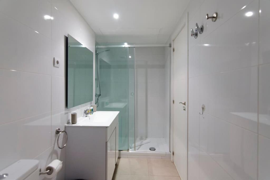 Ferienwohnung Beautiful Flat A Stone'S Throw From The Retiro-Vill Madrid Exterior foto