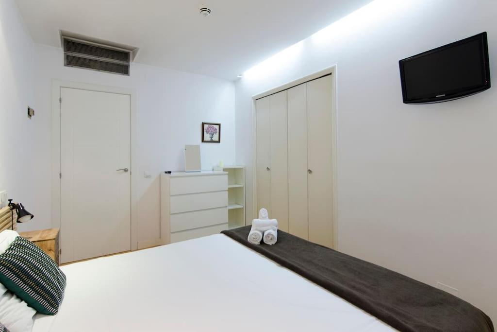Ferienwohnung Beautiful Flat A Stone'S Throw From The Retiro-Vill Madrid Exterior foto