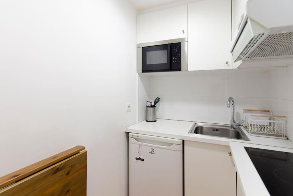 Ferienwohnung Beautiful Flat A Stone'S Throw From The Retiro-Vill Madrid Exterior foto